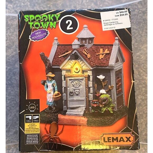 NEW Lemax Spooky Town Halloween Village Grave Gardening 54436 - Picture 1 of 10